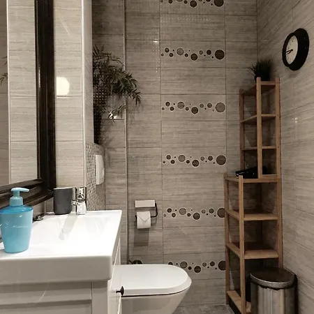 Apartamento Newly Refurbished In The City Center